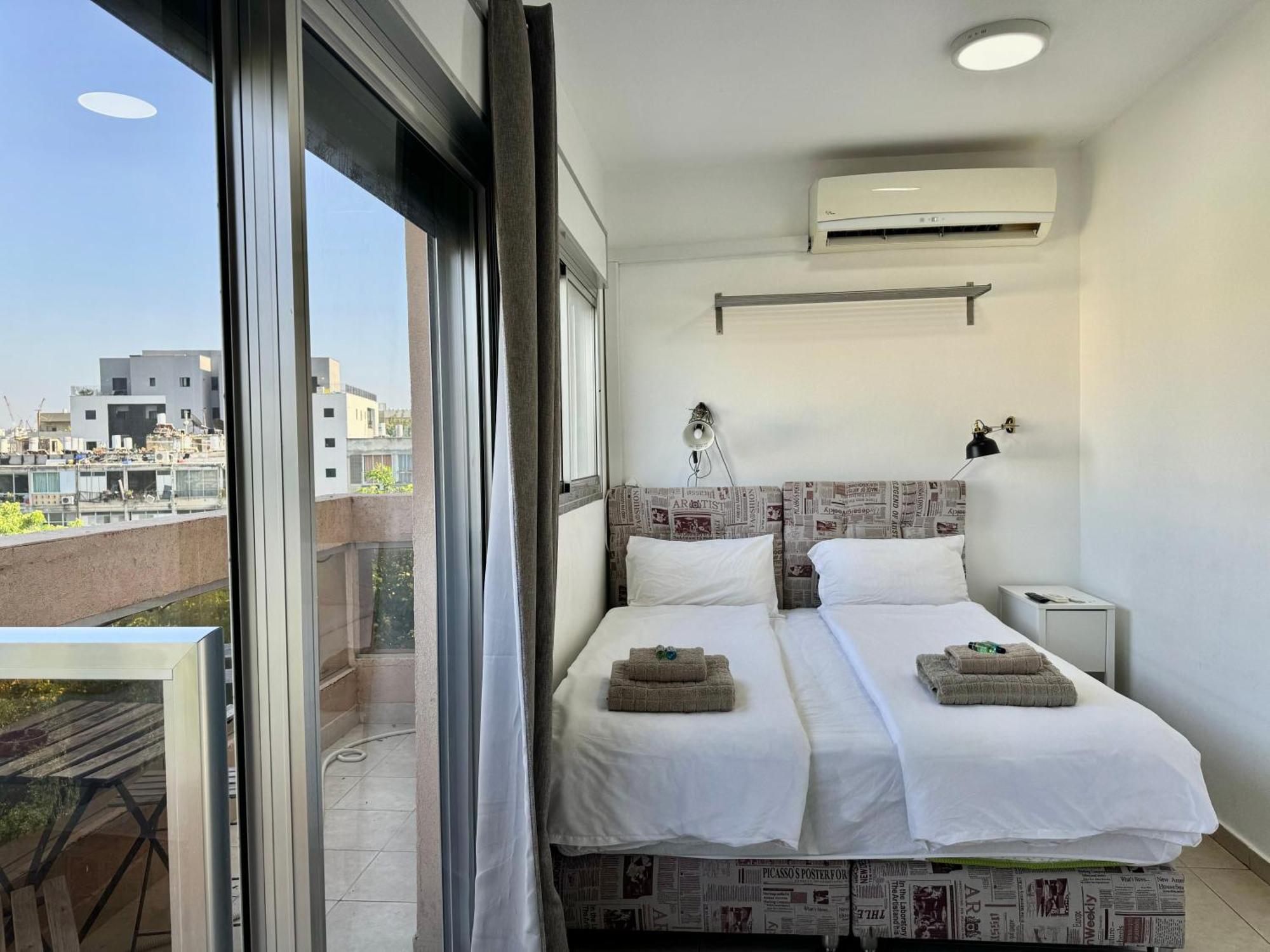 Old Jaffa'S Penthouse Boutique Hostel Тель-Авив Экстерьер фото