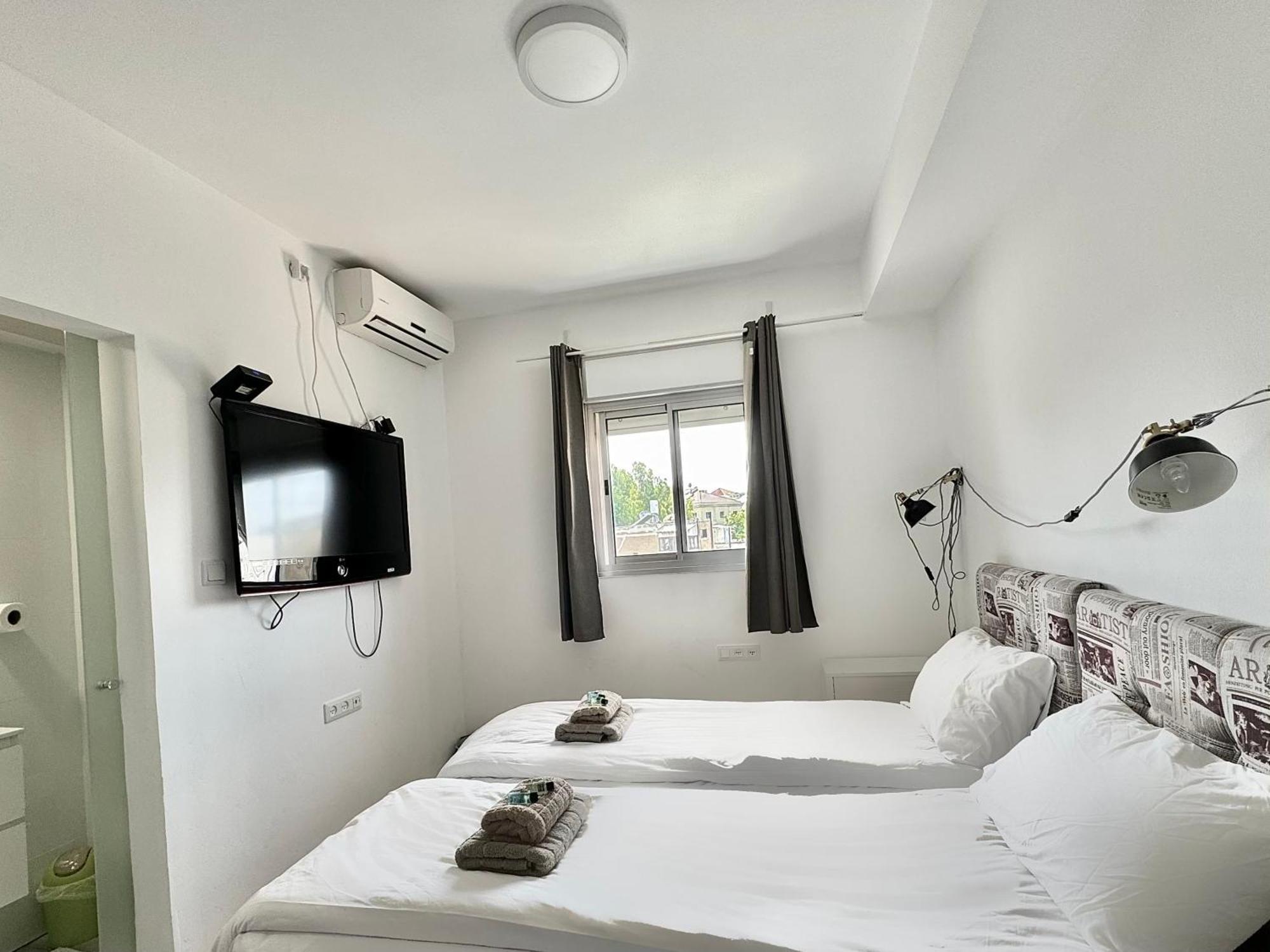 Old Jaffa'S Penthouse Boutique Hostel Тель-Авив Экстерьер фото